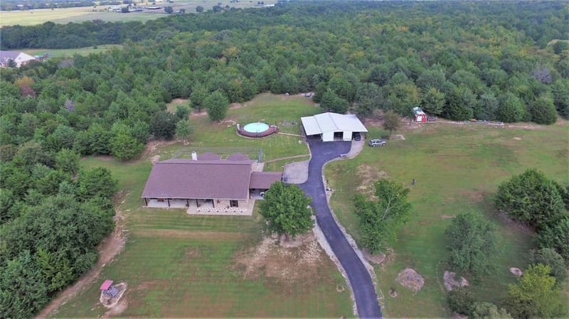 7032 Fm 1567, Lone Oak TX 75453