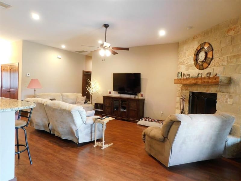7032 Fm 1567, Lone Oak TX 75453 - Photo 9