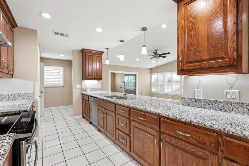 413 Hardwood Trail, Mesquite TX 75150 - Photo 5