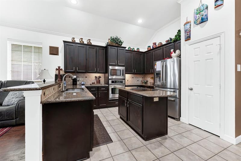 10410 Hunter Run, Frisco TX 75035 - Photo 8
