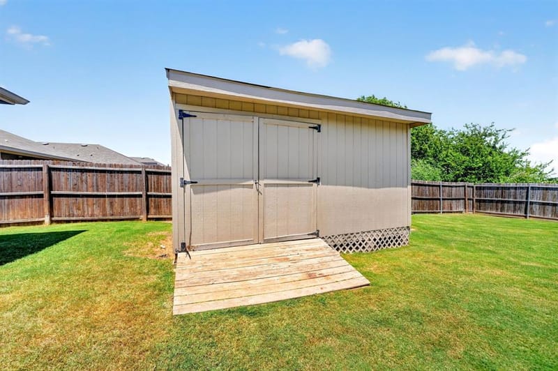 713 SADDLE HORN, Royse City TX 75189 - Photo 19