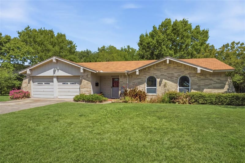 2015 Inverness Drive, Carrollton TX 75007