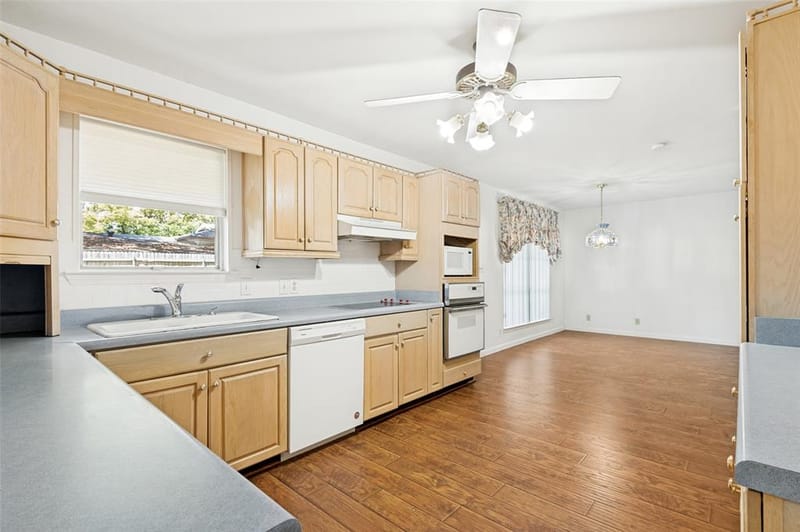 608 W Cheryl Avenue, Hurst TX 76053 - Photo 13