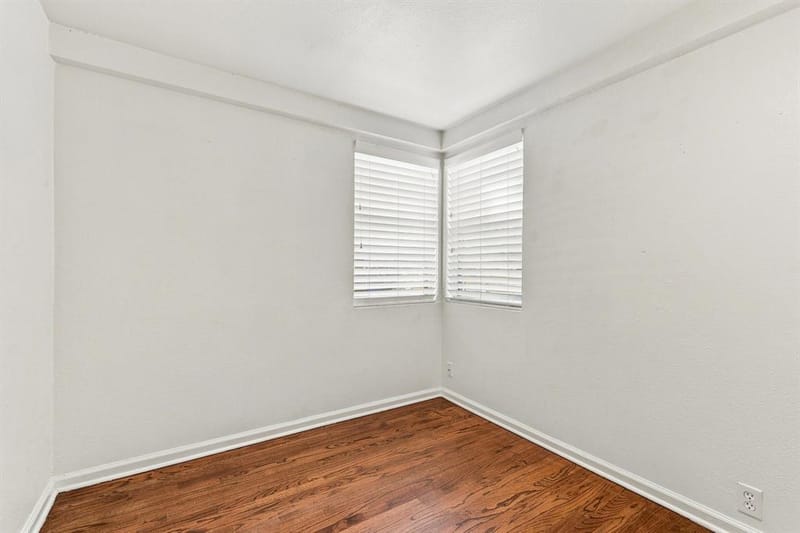 2759 Avon Street, Dallas TX 75211 - Photo 16