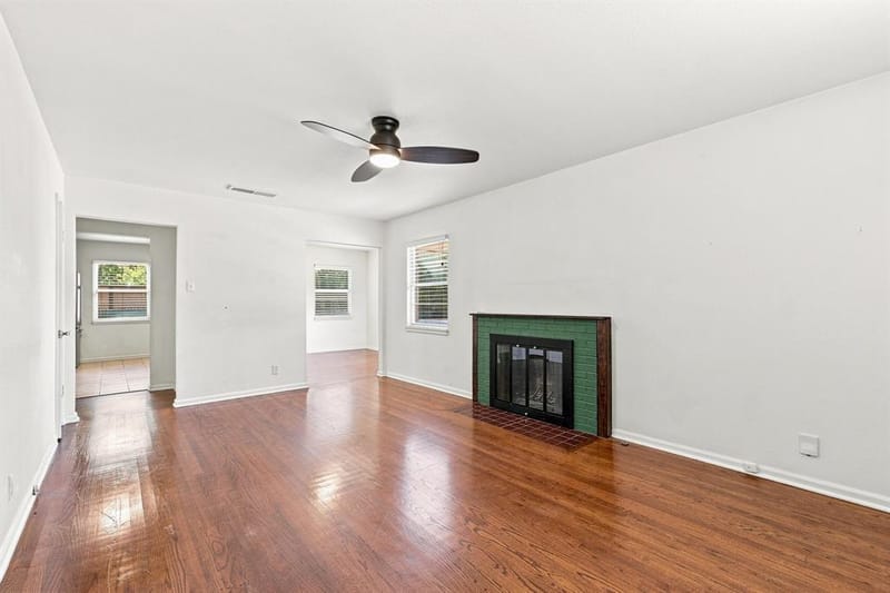 2759 Avon Street, Dallas TX 75211 - Photo 5