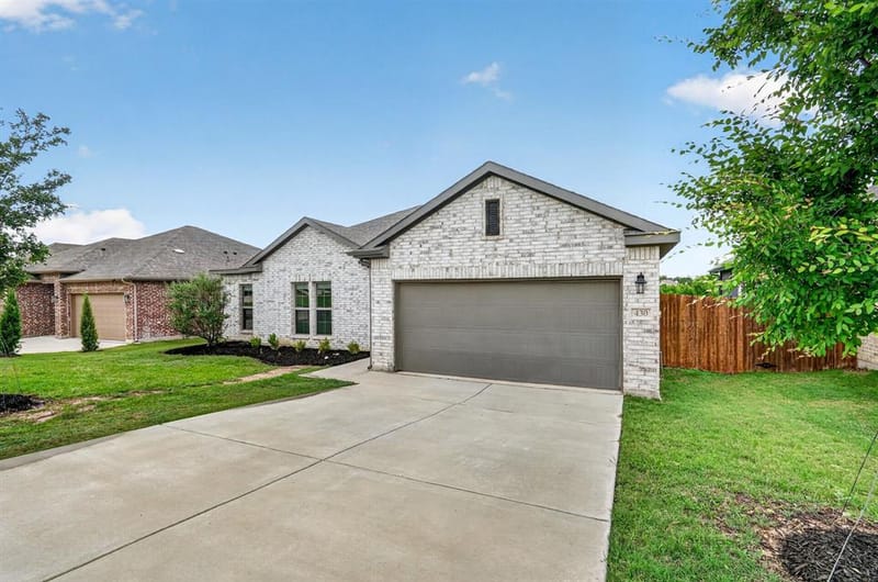 430 Wilkerson Lane, Justin TX 76247 - Photo 2