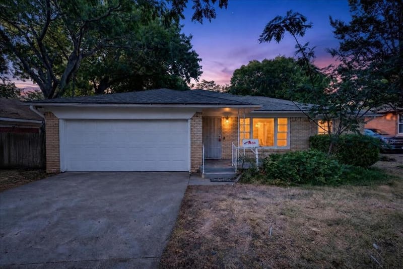 7433 Vallejo Drive, Dallas TX 75227