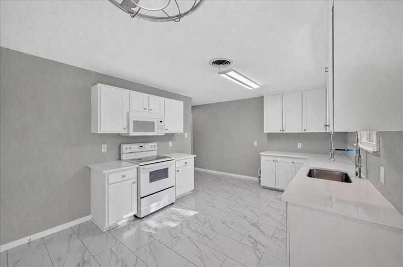 7433 Vallejo Drive, Dallas TX 75227 - Photo 10