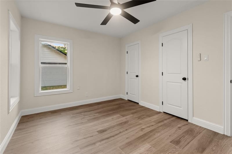 729 Thersa Drive, River Oaks TX 76114 - Photo 22