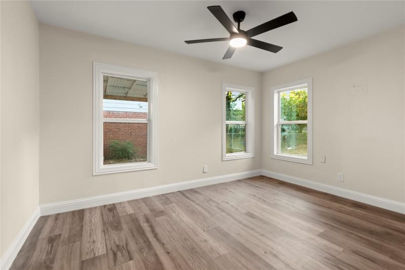 729 Thersa Drive, River Oaks TX 76114 - Photo 21