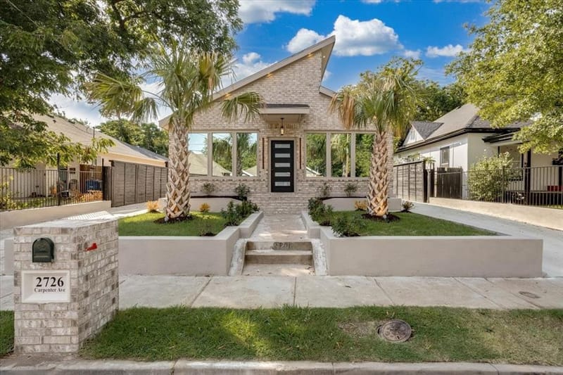 2726 Carpenter Avenue, Dallas TX 75215