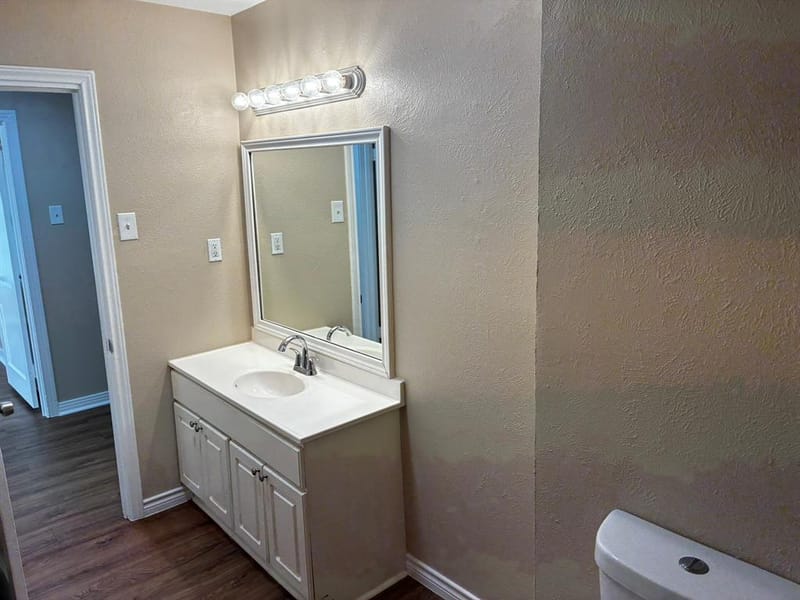 319 E Holley Street, Mesquite TX 75149 - Photo 18