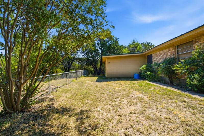 135 Indian Mountain Court, Granbury TX 76048 - Photo 23