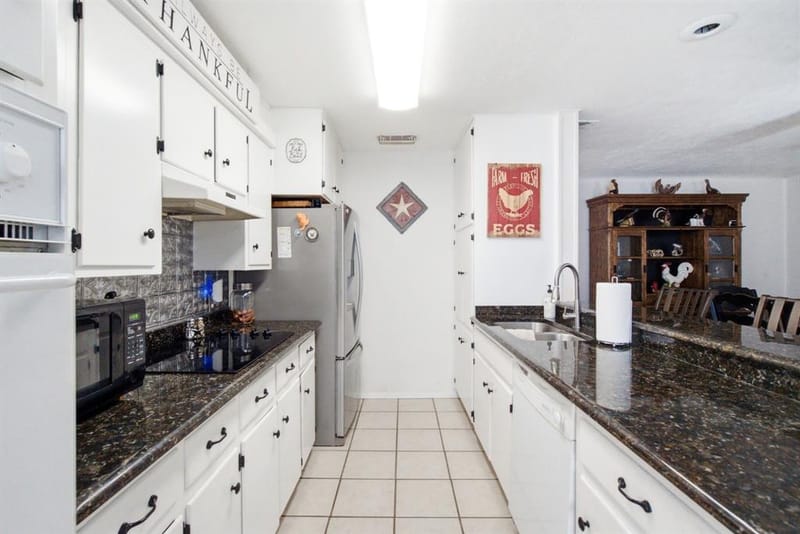 135 Indian Mountain Court, Granbury TX 76048 - Photo 7
