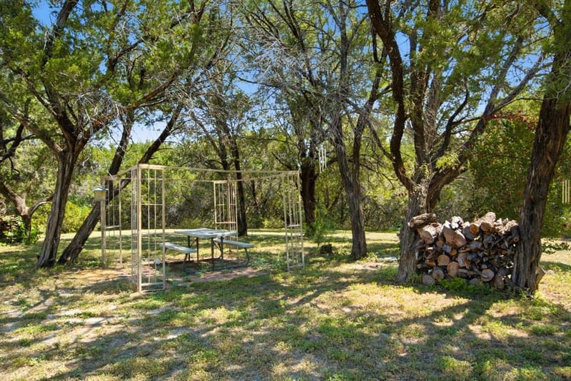 135 Indian Mountain Court, Granbury TX 76048 - Photo 5