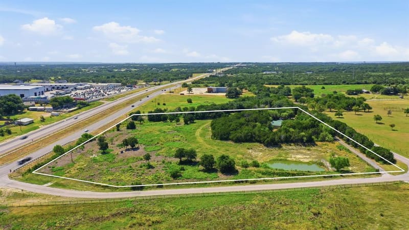 135 Indian Mountain Court, Granbury TX 76048 - Photo 35
