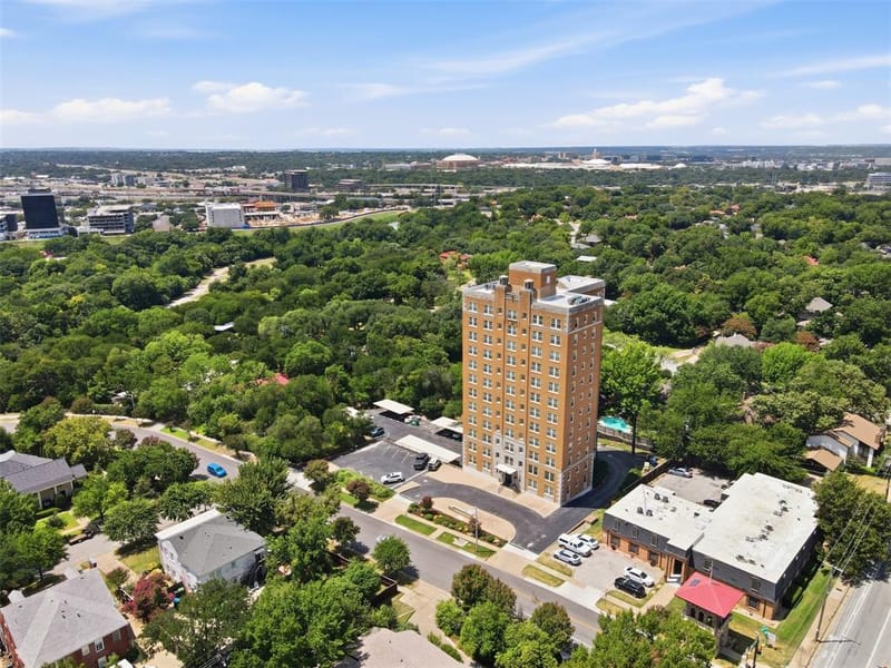 2306 Park Place Avenue # 10C, Fort Worth TX 76110 - Photo 36