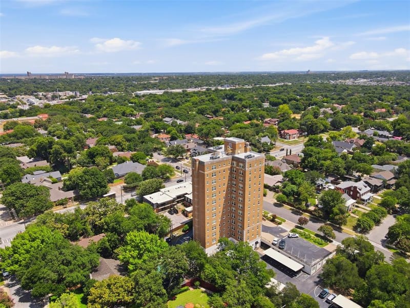 2306 Park Place Avenue # 10C, Fort Worth TX 76110 - Photo 38