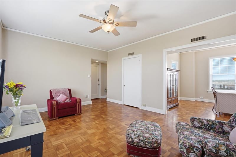 2306 Park Place Avenue # 10C, Fort Worth TX 76110 - Photo 10