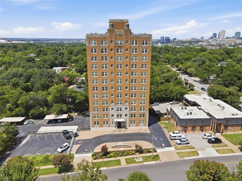 2306 Park Place Avenue # 10C, Fort Worth TX 76110 - Photo 35