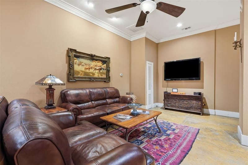2306 Park Place Avenue # 10C, Fort Worth TX 76110 - Photo 31