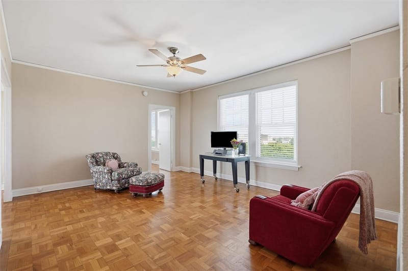 2306 Park Place Avenue # 10C, Fort Worth TX 76110 - Photo 8