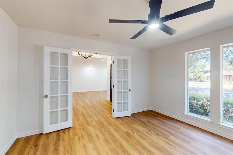 6851 Shorecrest Court, Fort Worth TX 76132 - Photo 6