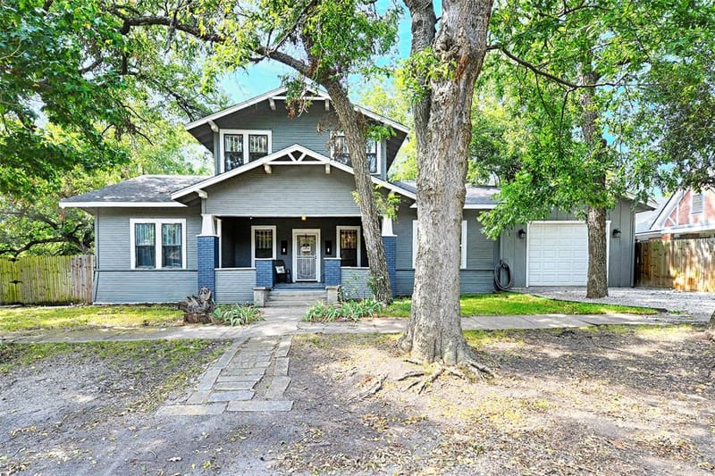 309 W Walnut Street, Whitewright TX 75491