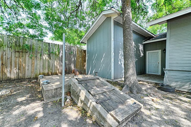 309 W Walnut Street, Whitewright TX 75491 - Photo 28