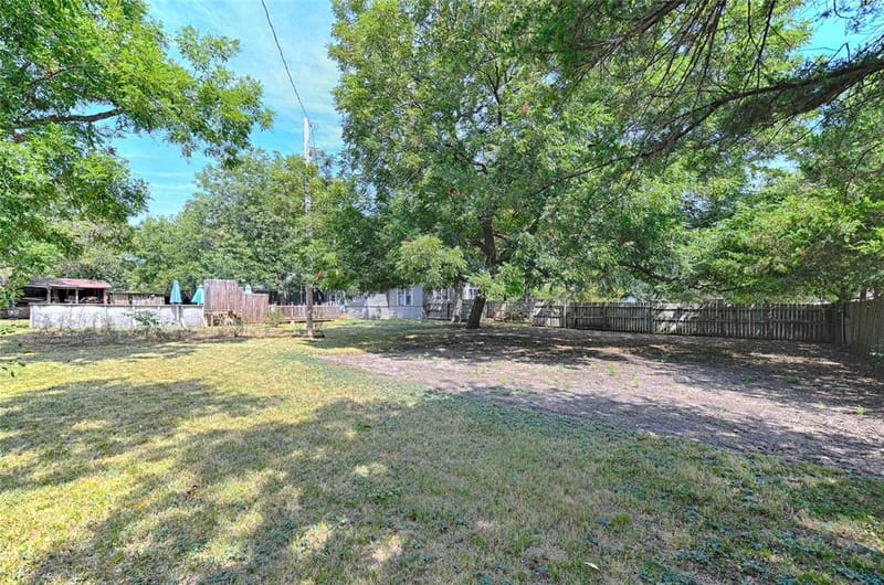 309 W Walnut Street, Whitewright TX 75491 - Photo 30