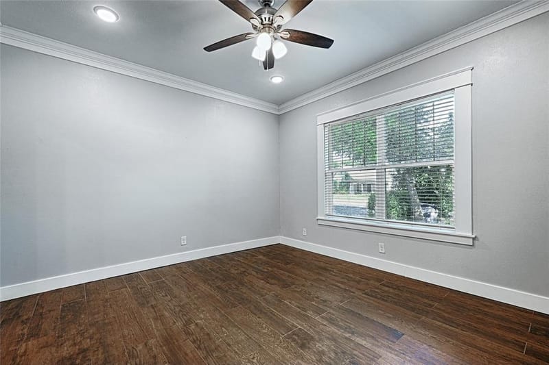 309 W Walnut Street, Whitewright TX 75491 - Photo 14