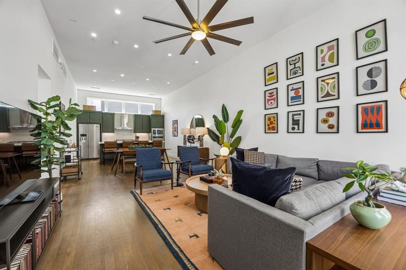 3200 Ross Avenue # 37, Dallas TX 75204