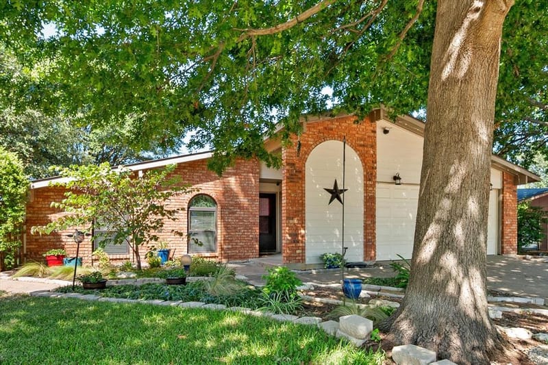 7520 Weatherwood Court, Fort Worth TX 76133 - Photo 33