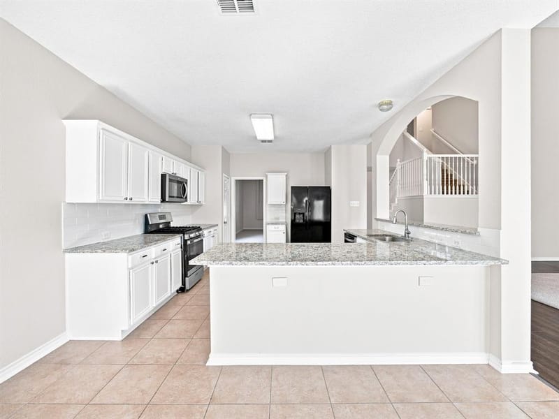 7129 Sundance Lane, Fort Worth TX 76179 - Photo 7