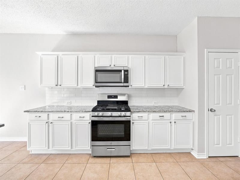 7129 Sundance Lane, Fort Worth TX 76179 - Photo 8