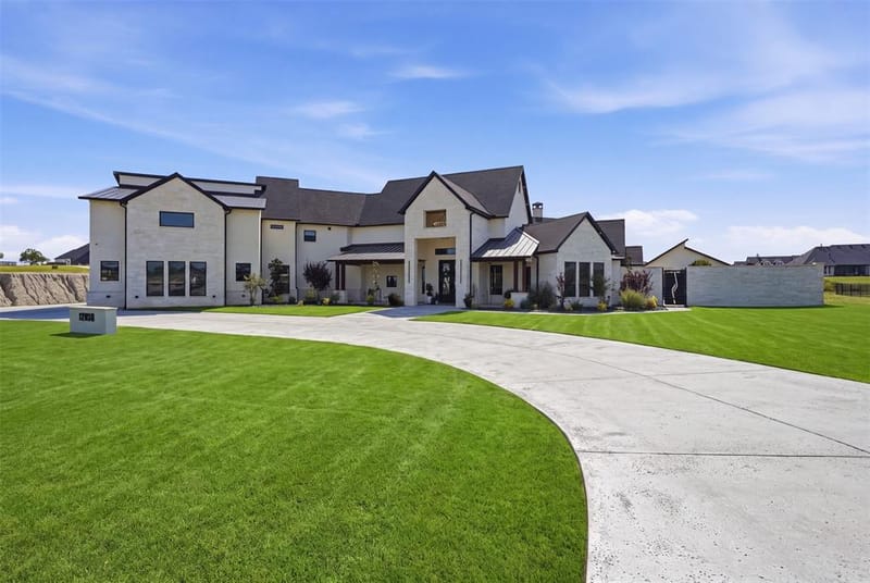 12058 Bella Vino Drive, Fort Worth TX 76126