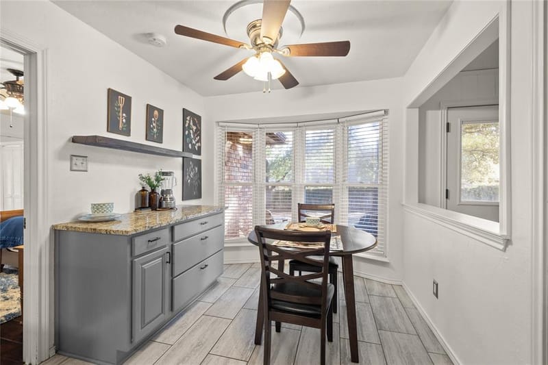 5710 Valley Ridge Court, Arlington TX 76017 - Photo 10