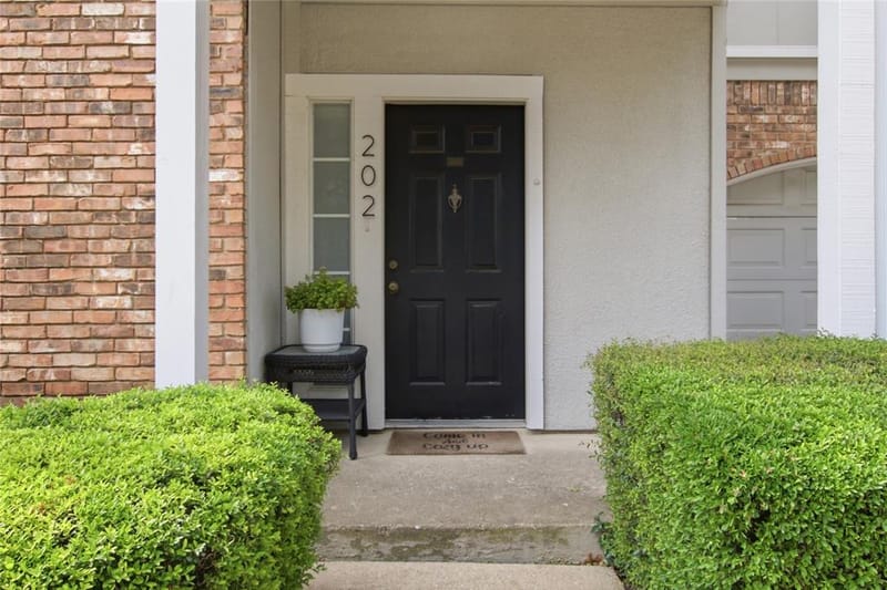 14400 Montfort Drive # 202, Dallas TX 75254 - Photo 2