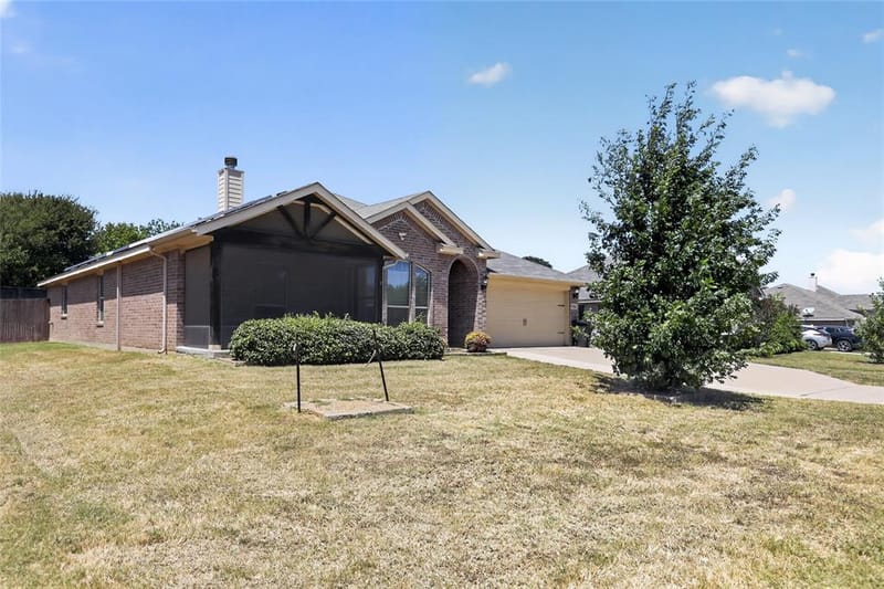 7526 Park Avenue, Forest Hill TX 76140 - Photo 2
