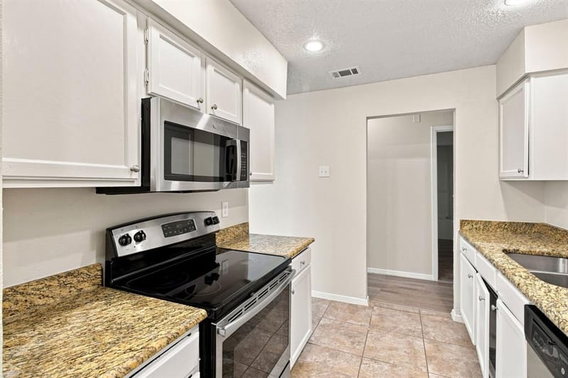 2602 College Park Drive, Rowlett TX 75088 - Photo 10
