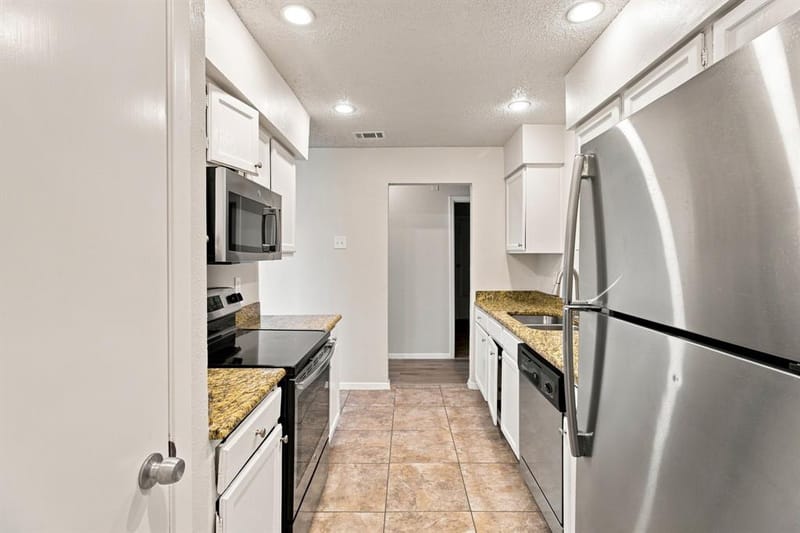 2602 College Park Drive, Rowlett TX 75088 - Photo 11