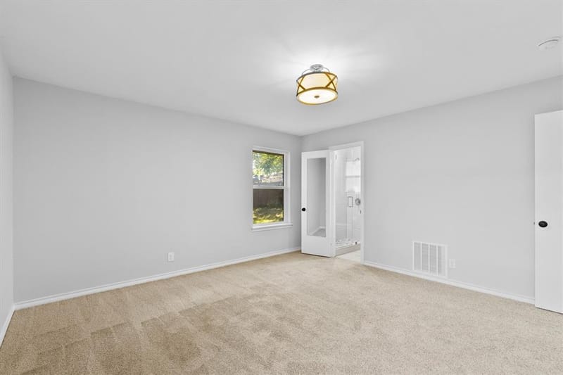 8809 Liptonshire Drive, Dallas TX 75238 - Photo 13
