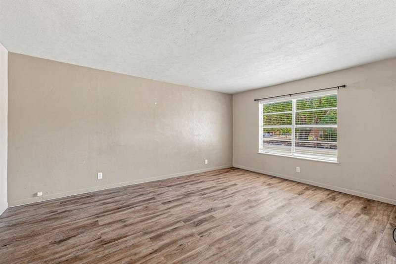 905 Meadowlark Lane, Stephenville TX 76401 - Photo 7