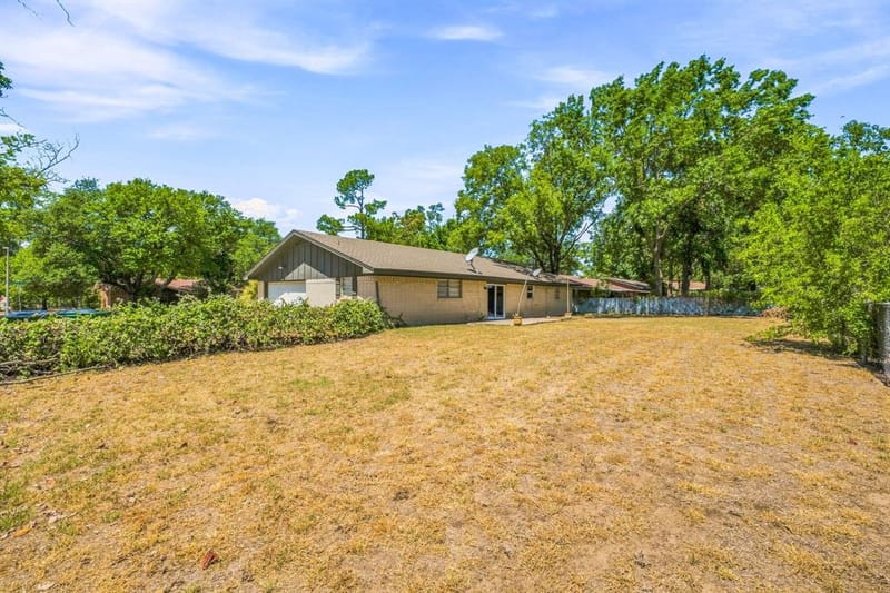 905 Meadowlark Lane, Stephenville TX 76401 - Photo 32
