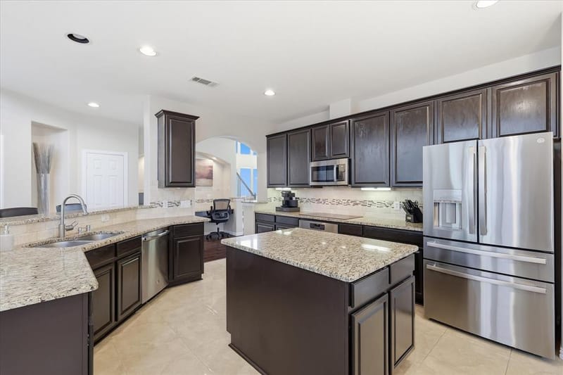 374 Fairlanding Avenue, Fairview TX 75069 - Photo 8