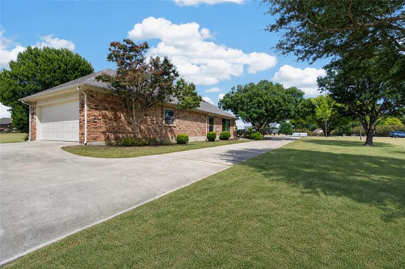 1821 Meadow Ranch Road, McKinney TX 75071 - Photo 8