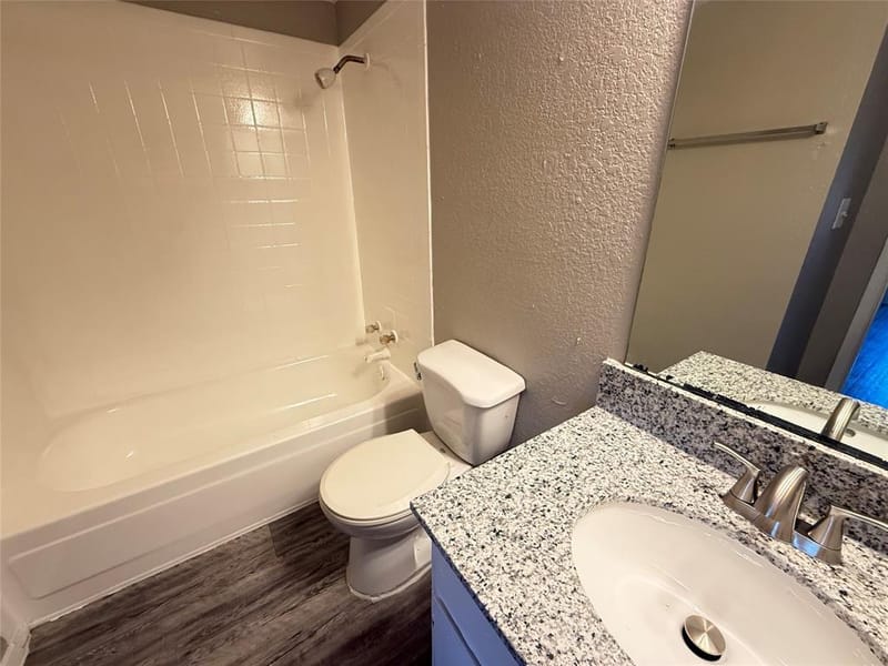 1122 Millview # 2704, Arlington TX 76012 - Photo 11