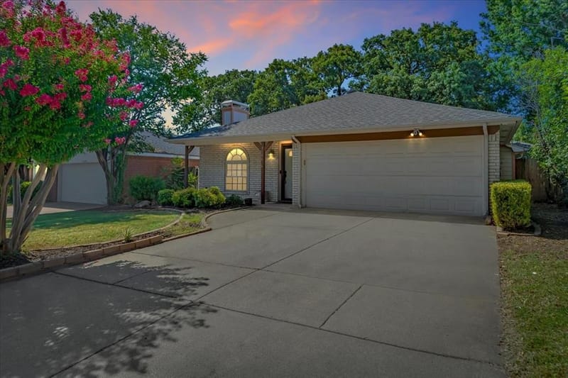 5906 Santa Fe Drive, Arlington TX 76017