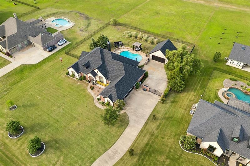 2585 Wincrest Drive, Rockwall TX 75032