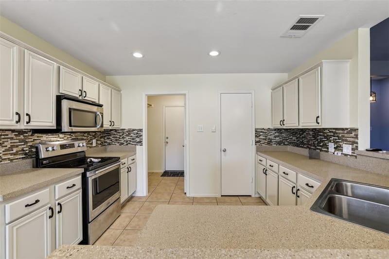 107 Cottonwood Drive, Fate TX 75189 - Photo 16